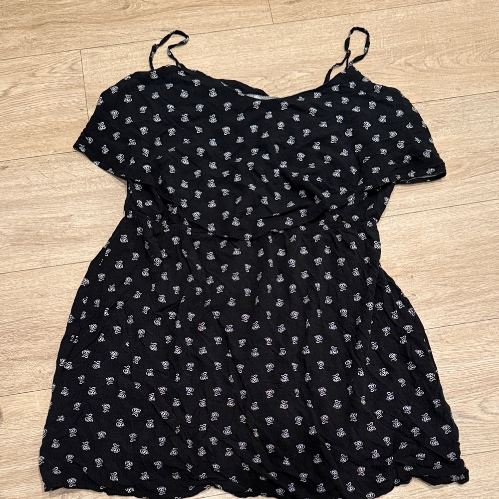 Old Navy Black and White Floral Tank Top